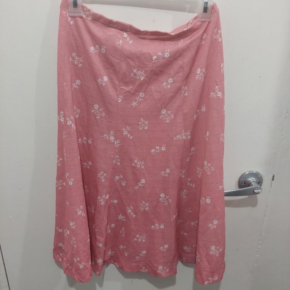 SOLD- Cute Floral Cottagecore Midi Skirt - Picture 2 of 4